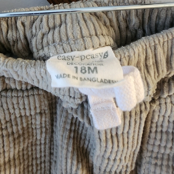 Matching Easy Peasy set - Picture 2 of 3